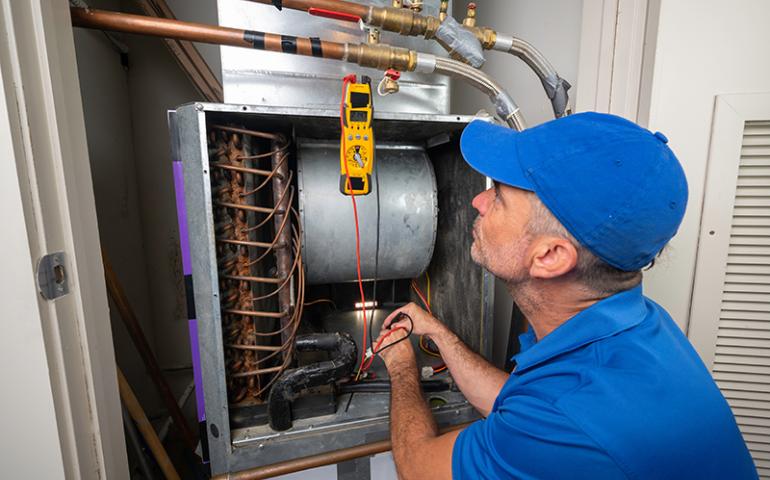 HVAC Tech Inspecting System