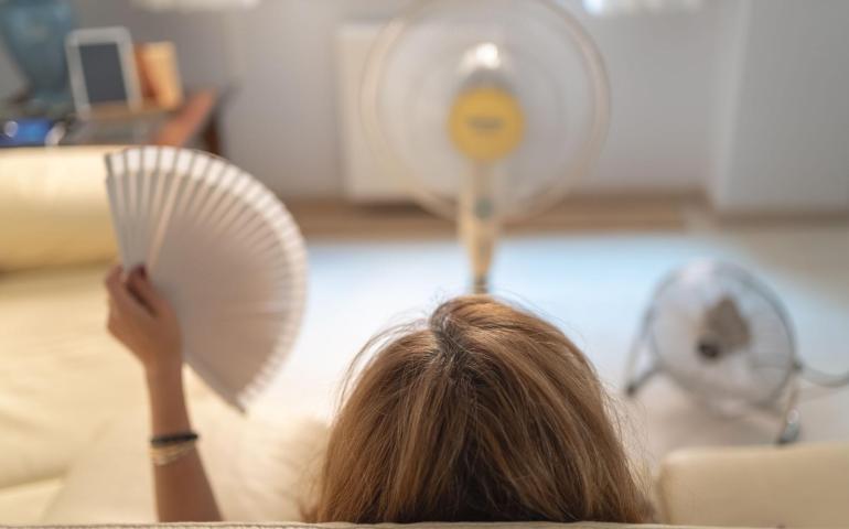 Energy-Efficient Cooling Tips for Summer